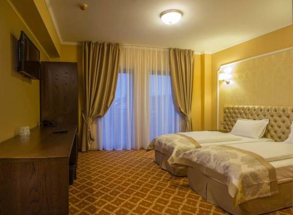 Hotel Bulevard Hunedoara Exterior foto